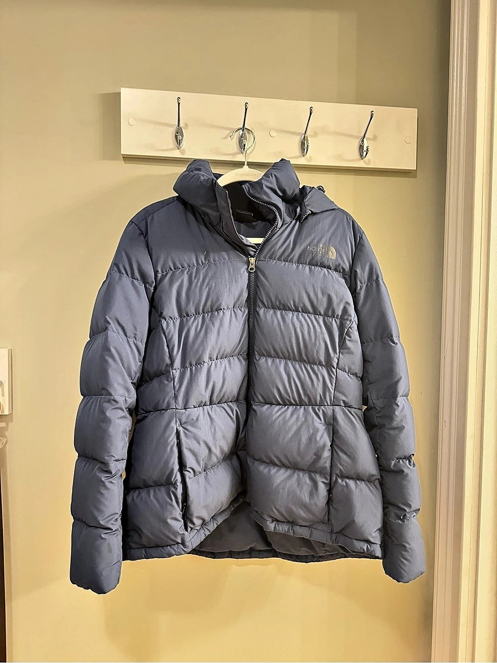 The North Face Women's Navy Puffer Jacket with Hood Size XL